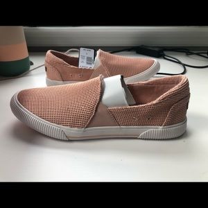 Roxy Brayden NWT size 8 shoes